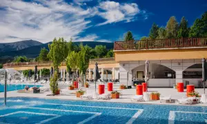 Ile kosztuje doba w hotelu Gołębiewski w Karpaczu? Ceny i tajemnice
