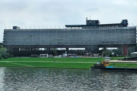 Dlaczego Hotel Forum w Krakowie został zamknięty? Szokujące powody