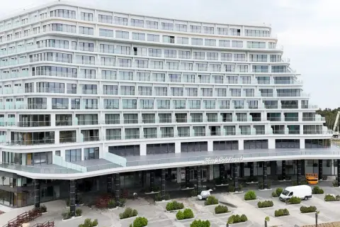 Nowy Hotel Gołębiewski w Pobierowie, kiedy otwarcie? Nowoczesny obiekt z widokiem na morze, w budowie.